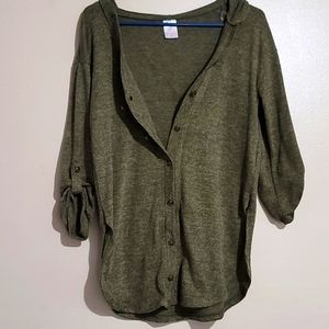 NOBO medium green button up top